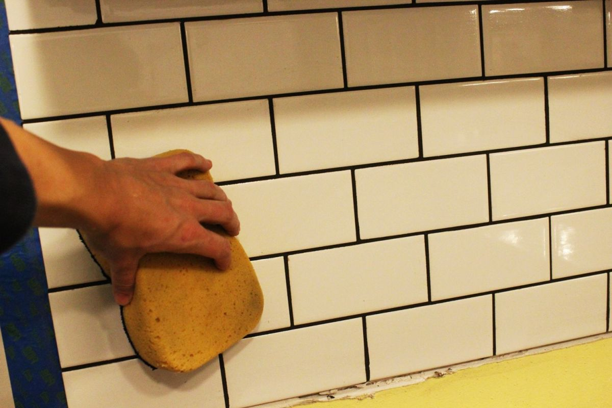 Beginner Steps to Create Subway Tiles Backsplash